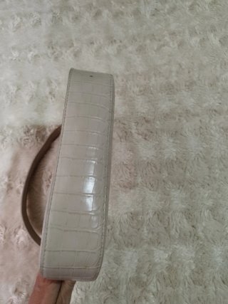 Bolso beige efecto piel cocodrilo