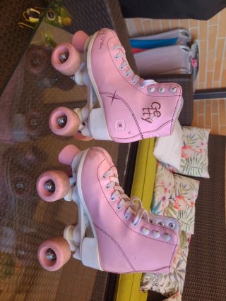 Patines rosas para niña talla 33