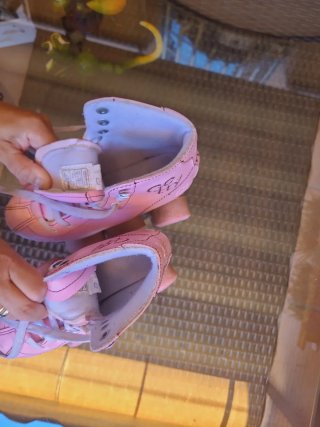Patines rosas para niña talla 33