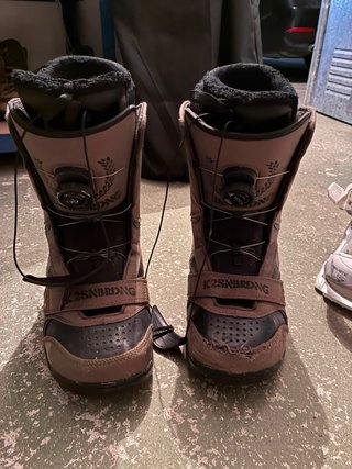 Botas K2 y fijaciones de snowboard Talla 10.5