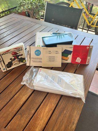 Nintendo DSi XL Blu + Mario Kart DS