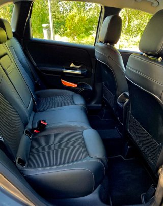 MERCEDES CLASE B 180D