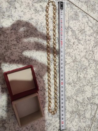 Collar antiguo con perlas y cadena dorada