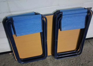 Mesa + cuatro Sillas Camping Plegables en Langreo