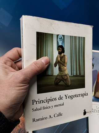 6 libros sobre Reiki + PRINCIPIOS DE YOGOTERAPIA + masaje tradicional chino y mas