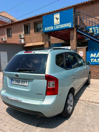 KIA Carens 2010