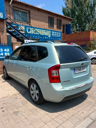 KIA Carens 2010
