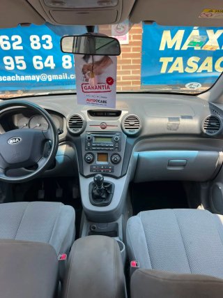KIA Carens 2010