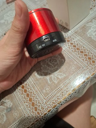 Altavoz Portátil Martins Rojo y Negro