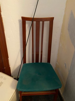 2 Sillas de comedor de madera y tela Por 5€