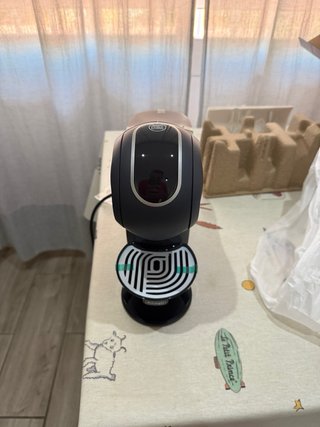 Cafetera Dolce Gusto Genio S Touch DeLonghi