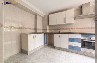 Piso en venta en La Luz - El Torcal en Málaga