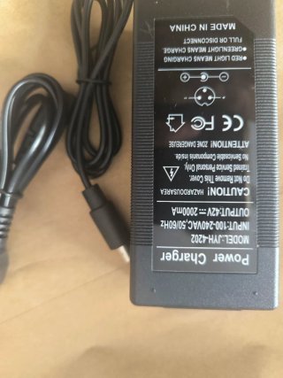 Cargador Xiaomi M365 / Pro / 1S / Lite