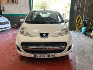 Peugeot 107 1.0i 68cv 63.000KM 2012