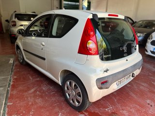 Peugeot 107 1.0i 68cv 63.000KM 2012