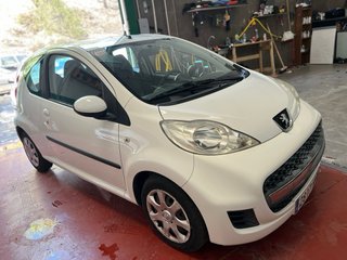 Peugeot 107 1.0i 68cv 63.000KM 2012