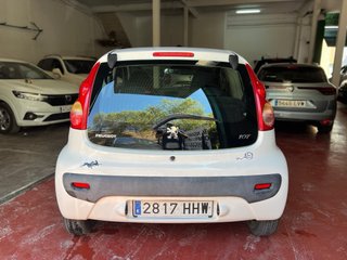 Peugeot 107 1.0i 68cv 63.000KM 2012