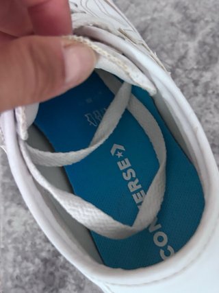 Converse  blancas