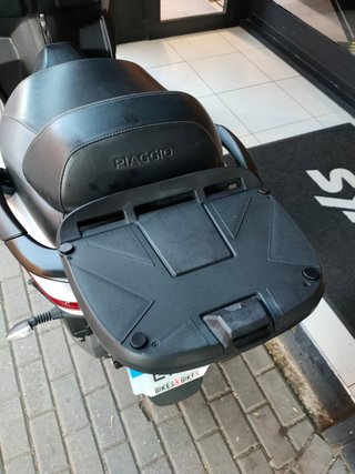 Piaggio MP3 400 HPE SOLO 7500 KM