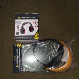 Careta desbroce,guantes antivibracion,faja,cascos