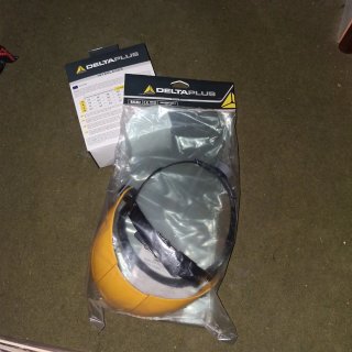 Careta desbroce,guantes antivibracion,faja,cascos