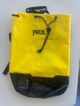 Bolsa PETZL Personnel 15L Amarilla