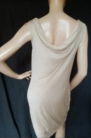 Vestito elegante scollato beige e oro