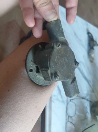 Válvula de paso antigua inglesa