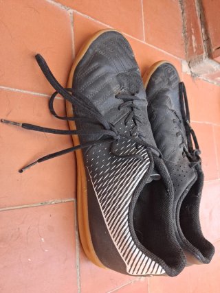 Zapatillas de fútbol sala negras