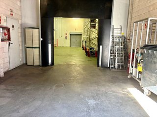 Nave industrial en venta en El Puerto en Coslada