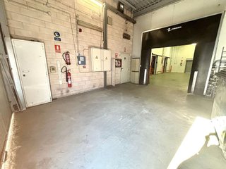 Nave industrial en venta en El Puerto en Coslada
