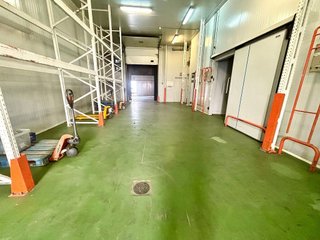 Nave industrial en venta en El Puerto en Coslada