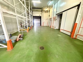 Nave industrial en venta en El Puerto en Coslada