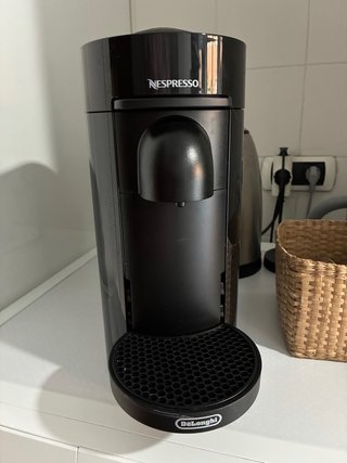 Cafetera Nespresso Vertuo DeLonghi