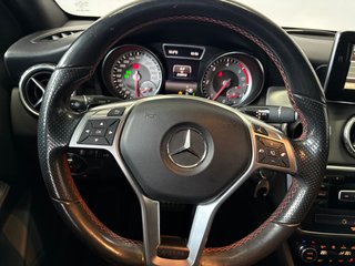 MERCEDES-BENZ Clase GLA GLA 200 d AMG Line