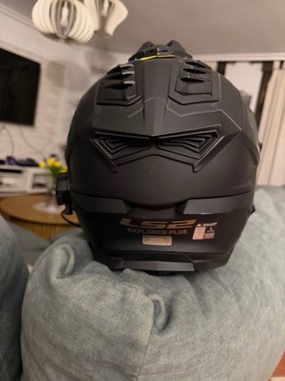 Casco ADN y casco LS2 Explorer. Leer descripción.