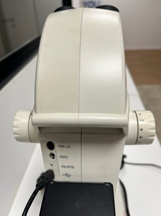 Microscopio Leica EZ4 D