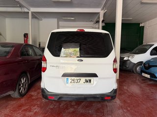 Ford Tourneo Courier 2016