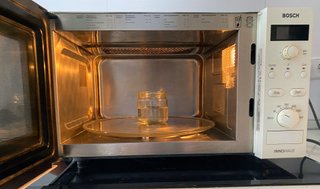 Microondas Bosch 27L a reparar