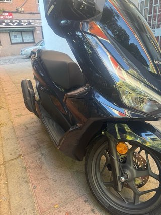 Honda PCX 125 DX - 100 km - Matriculada