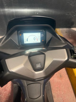 Honda PCX 125 DX - 100 km - Matriculada