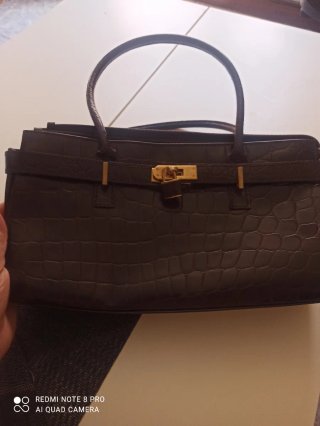 Bolso de piel marrón