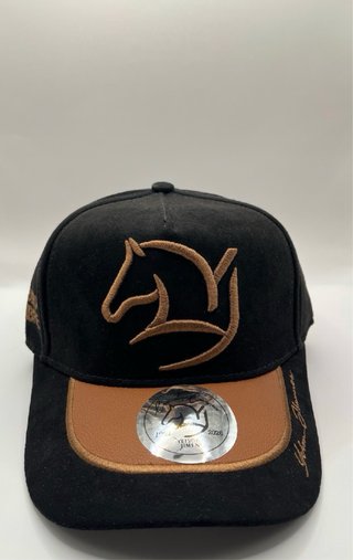 Gorra azul y beige con logo de caballo  1.1