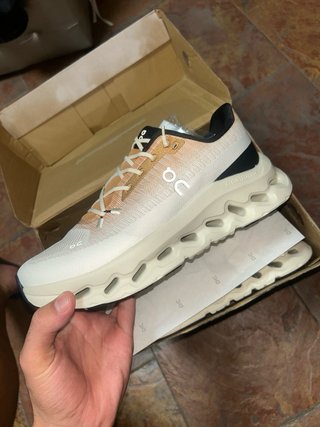 On Cloud Zapatillas Beige/Blanco