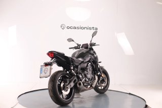 YAMAHA MT-07 2024