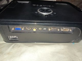 Proyector Toshiba TDP-SP1 con mando y cables