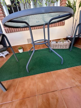 Mesa redonda jardín cristal y metal