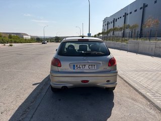 Peugeot 206 1.4 90 XS 2004