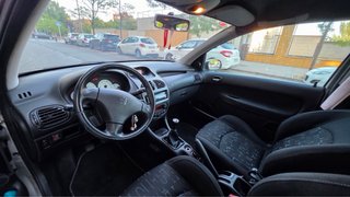 Peugeot 206 1.4 90 XS 2004