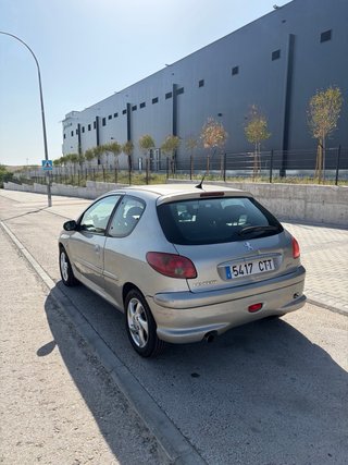Peugeot 206 1.4 90 XS 2004